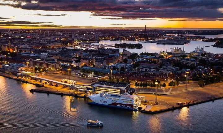 Guided Day trip to Helsinki from Tallinn with return ferry ticket