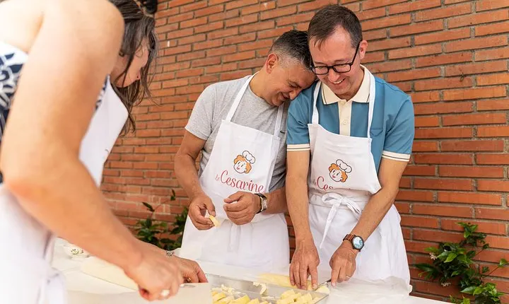 Share your Pasta Love: Small group Pasta and Tiramisu class in Arezzo