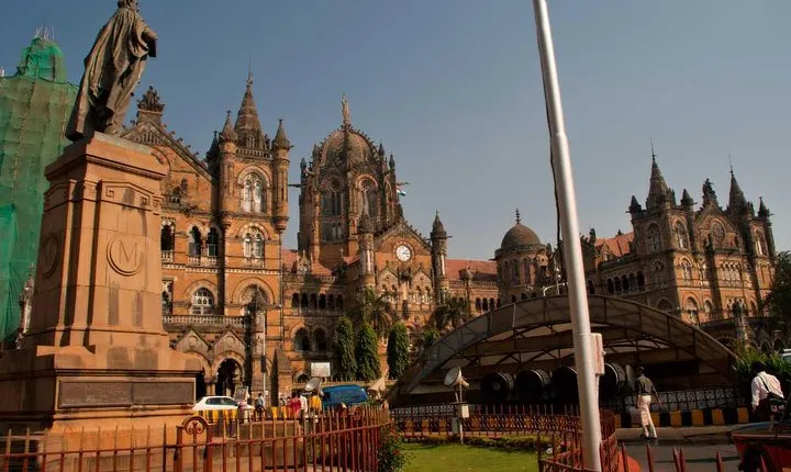 Private Walking Tour In Colaba, Mumbai With Light Refreshments