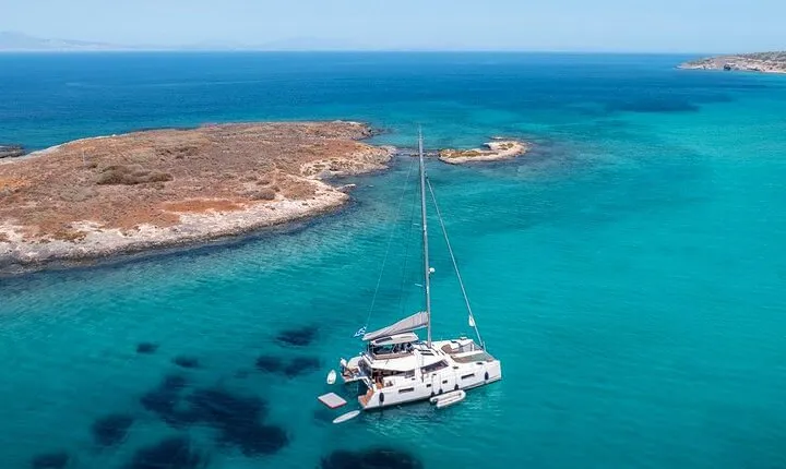 Heraklion: Dia Catamaran Tour, Lunch, Open Bar & Snorkeling