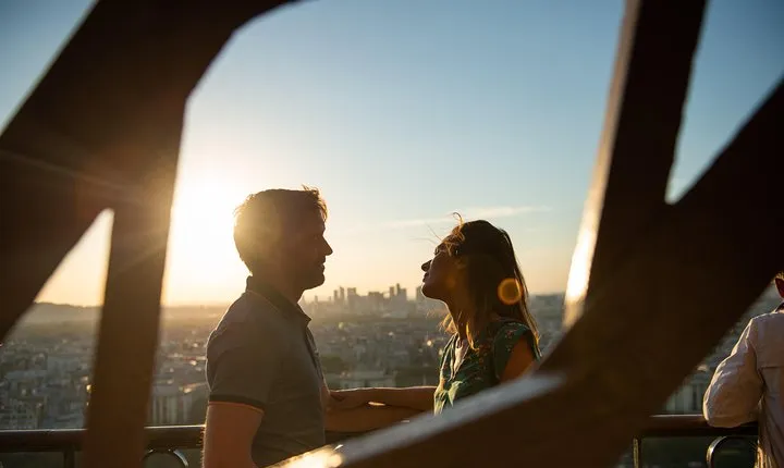 Eiffel Tower Dinner & cruise, optional Moulin Rouge