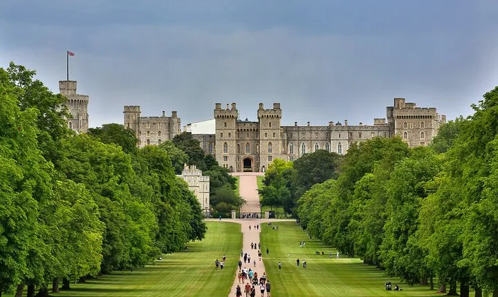 Private Half-Day Tour of Windsor Castle