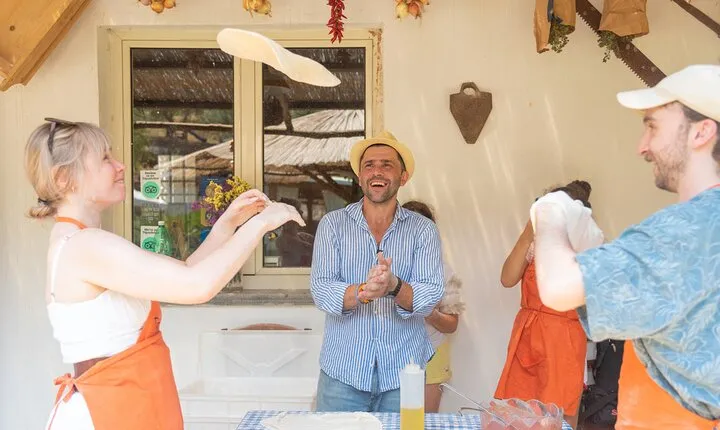 Pizza School with Wine and Limoncello Tasting in a Local Farm