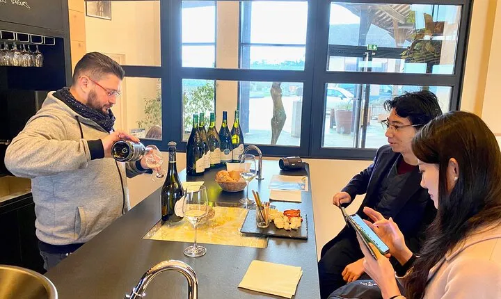 Exquisite Wines Tasting Chateau Pommard, Chablis Small-Group Trip