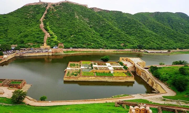 Amber village heritage tour including Amber fort