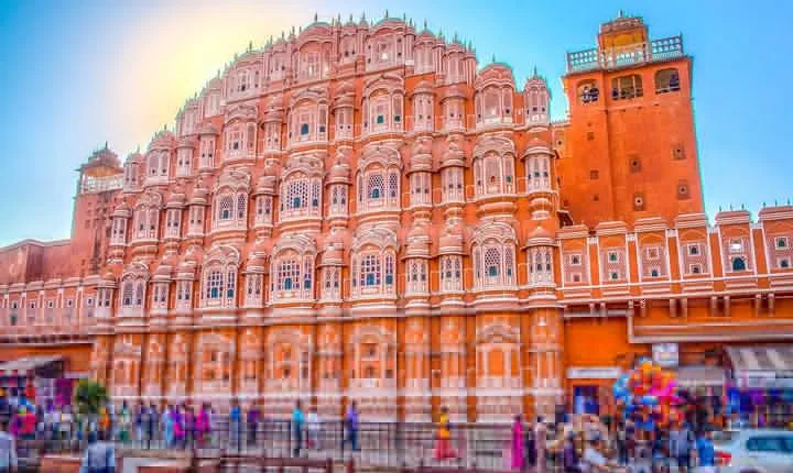 7 Days Golden Triangle Tour { Delhi Agra Jaipur Tour }