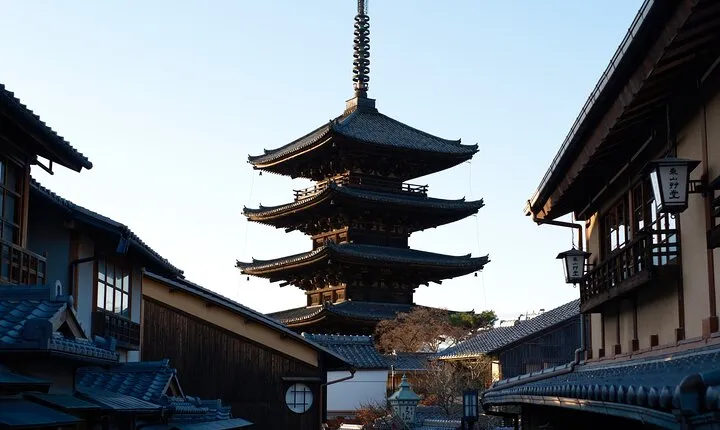 Private Tour with Local Photographer