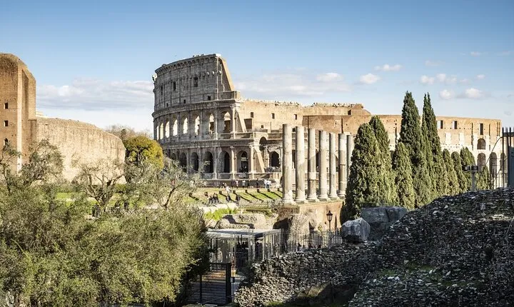 Colosseum and Ancient Rome Small Group Tour in Rome 