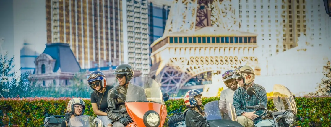 Private two-hour guided sidecar tour in Las Vegas with a drink