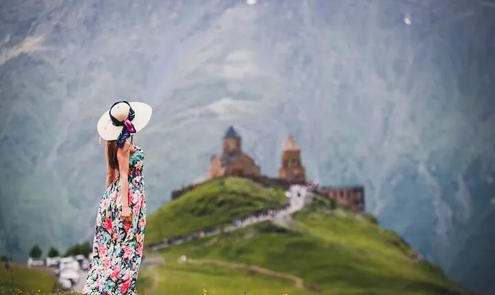 Kazbegi • Gudauri - private day trip to Mountains
