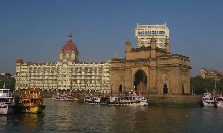 Mumbai By Shantaram With Private Tour Guide