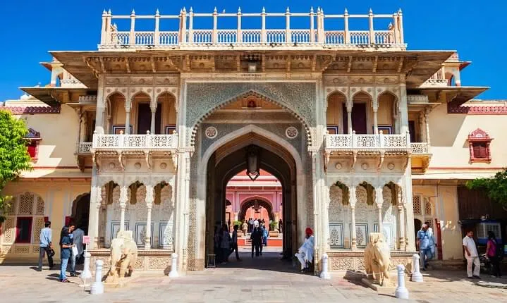 Overnight Jaipur Tour from Delhi by Car