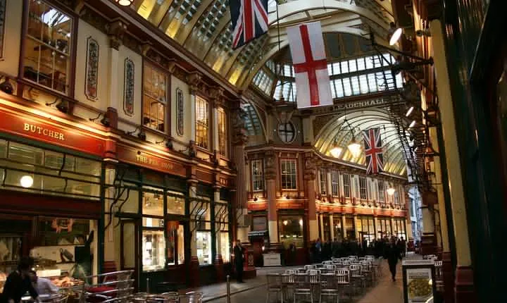 London Market Tour in Executive Luxury Vehicle private