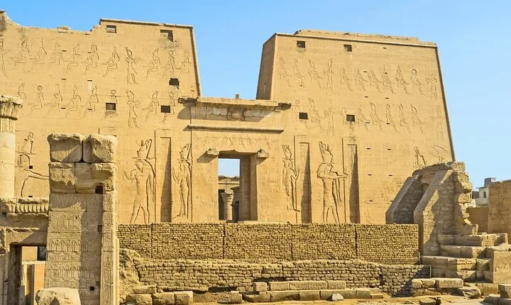 2 Night Sailing Nile Cruise Including Highlights Tours In Luxor From Aswan