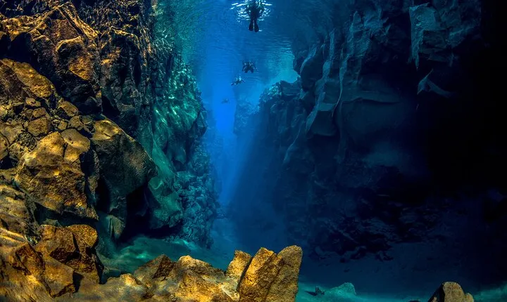 Silfra Fissure Snorkeling From Reykjavík - Free Underwater Photos