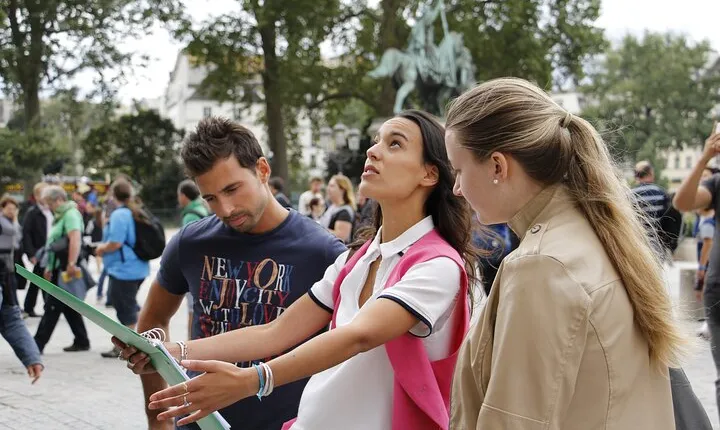 Perfect Paris: Private Tour with a Special Parisian