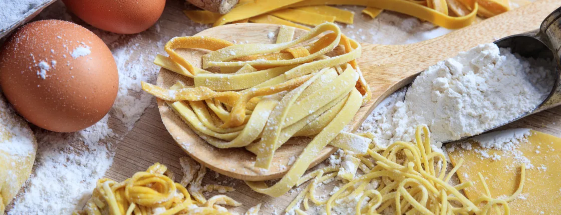 Pasta-making class, wine tasting and dinner in Frascati