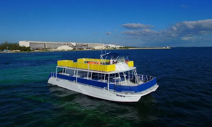 Unlimited Party Catamaran to Isla Mujeres from Playa del Carmen