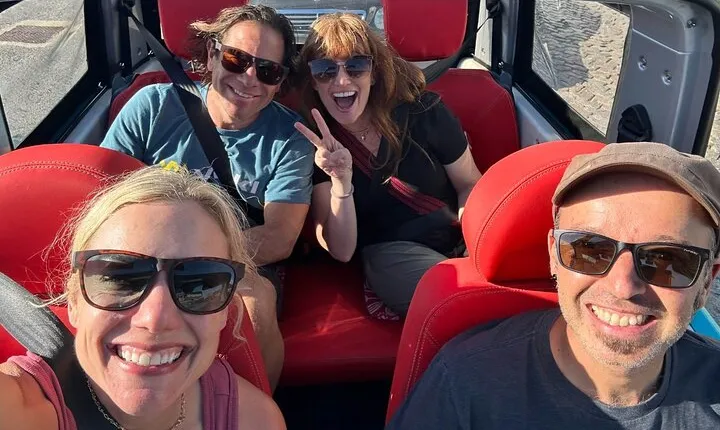 Discovering Porto in an eco-friendly vehicle