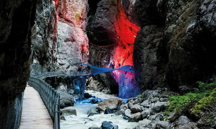 Glacier Canyon Grindelwald