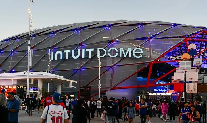 LA Clippers Basketball Game at Intuit Dome