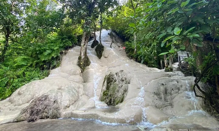 Half Day Chiang Mai Sticky Waterfall and Hotel Transfer