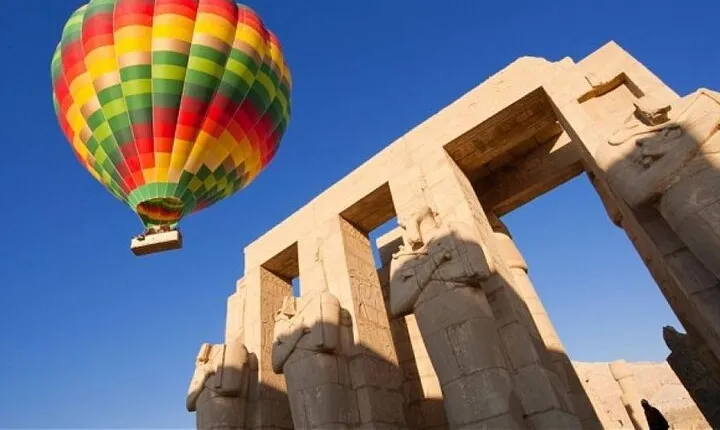 Hot Air Balloons Ride with Transfer From Luxor