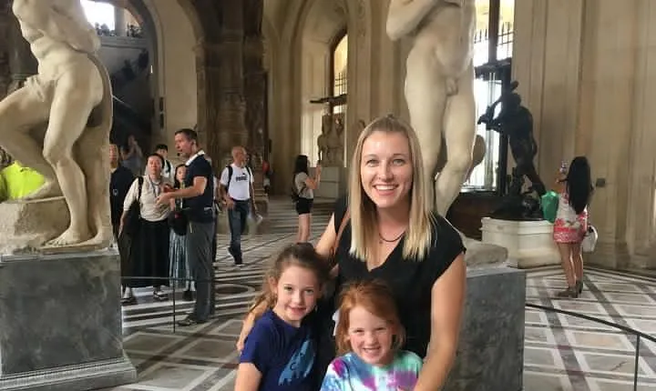 Paris Kids and Families Skip-the-Ticket-Line Private Louvre Tour