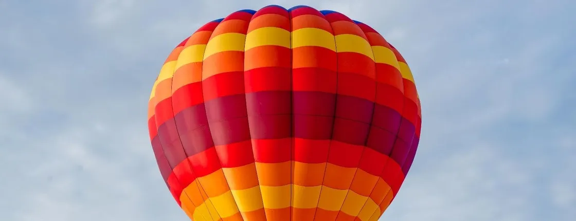 Teotihuacan pyramids private hot-air balloon ride