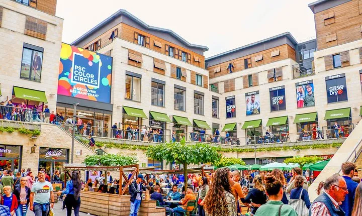 Explore Bordeaux in 60 minutes with a Local