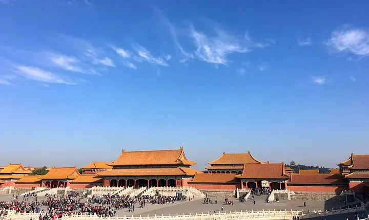 Beijing Private Layover Tour of Forbidden City with Lunch and Airport Pickup