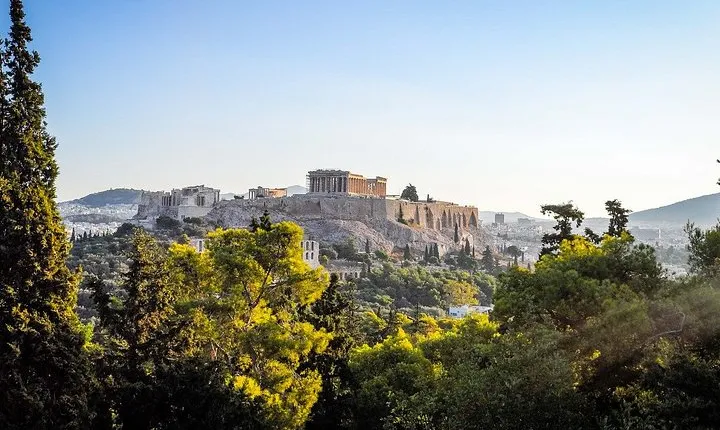 Layover in Athens a Private Tour with a local: Best Highlights of Athens