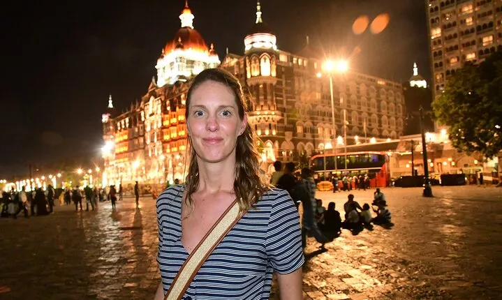 Mumbai by Night: Private Tour of Iconic Sights in Lights