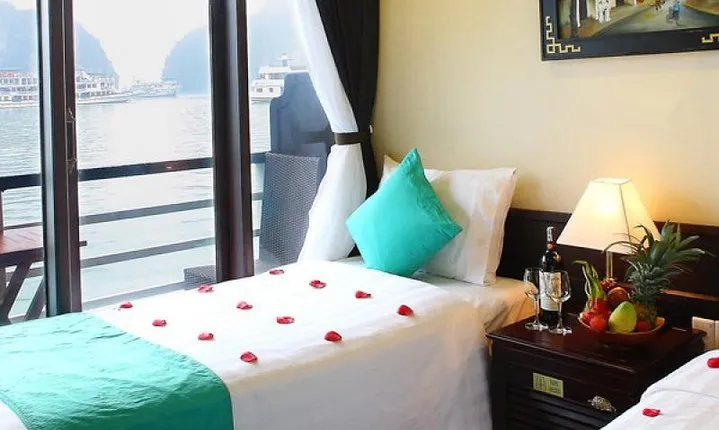 Authentic 3 Days Cruises Halong Bay on Glory Legend Cruises