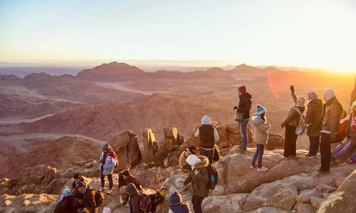 Sharm-El-Sheikh: Mount Sinai Hike & Dahab Private Tour