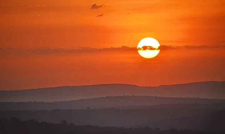 12-Day Super Luxury Wildlife Tour in Entebbe Uganda