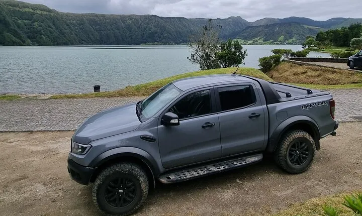 Sete Cidades & Mosteiros: Private 4x4 Tour Half Day
