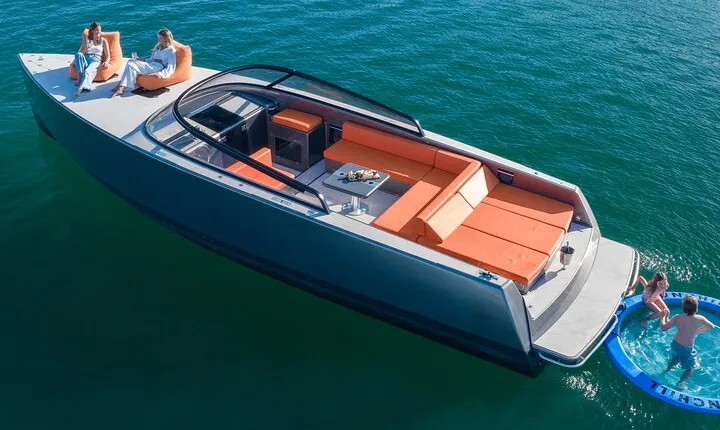 Private 2 hour Newport Beach 42ft Exotic Yacht Cruise!