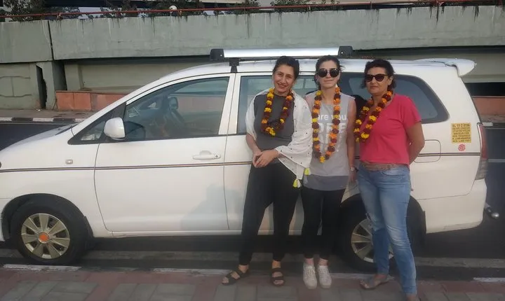 Day Trip To TAJ MAHAL With Driver And Guide