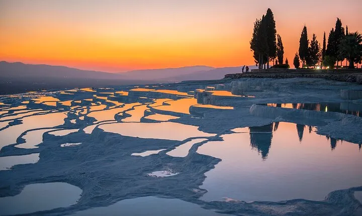 Day Tour to Pamukkale from/to Istanbul