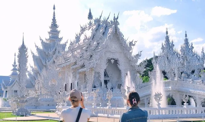 Chiang Mai: Chiang Rai-White-Blue-Black-Red Temles & Lalitta