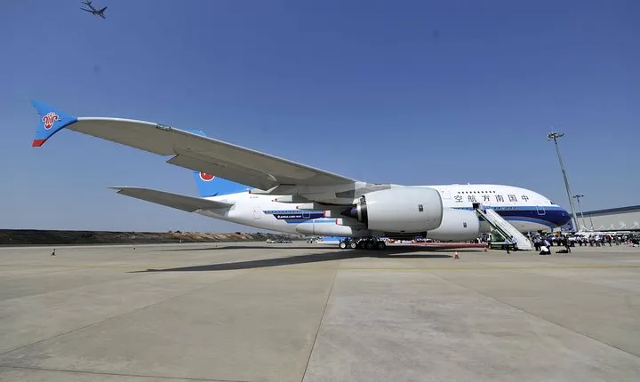 Private Transfer: Guangzhou Baiyun Airport to Guangzhou hotel