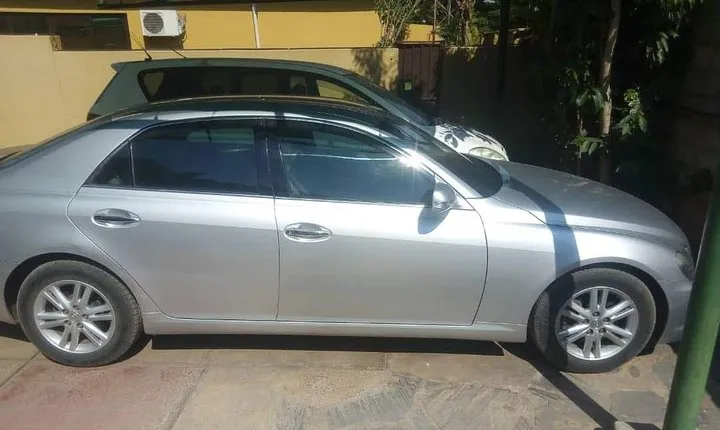 Airport and Hotel Shuttle