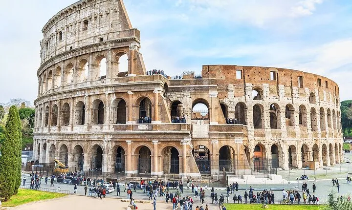 Private Audio Guided Walking Tour in Rome