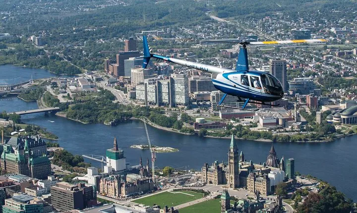 Helicopter Private Tour Over Ottawa 70KM in 20 min