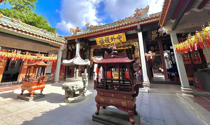 [Free E-sim] Chinatown Heritage Highlights Half Day Tour