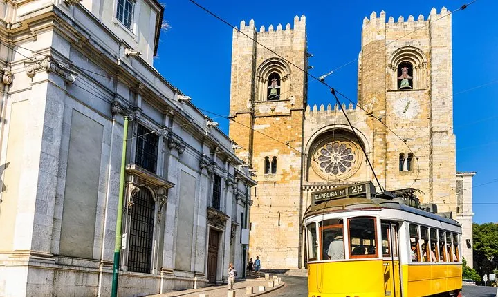 11-Day Portugal and Andalucia Guided Tour from Madrid