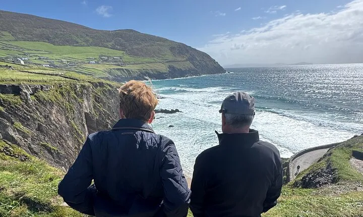 Wild Atlantic Way: Dingle and Slea Head Private Tour from Cork