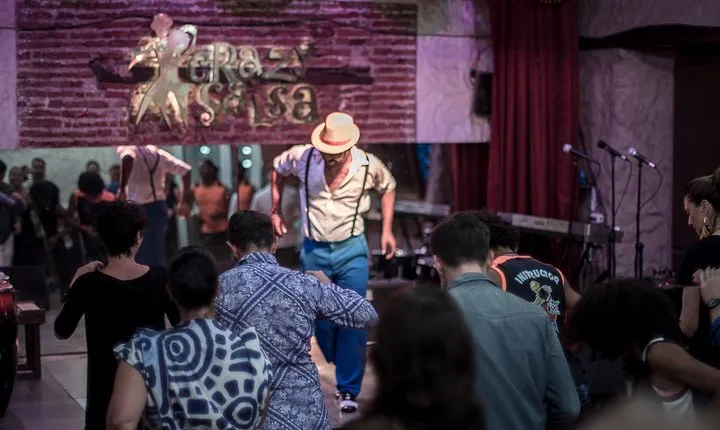 Group Salsa Class in Cartagena, Colombia