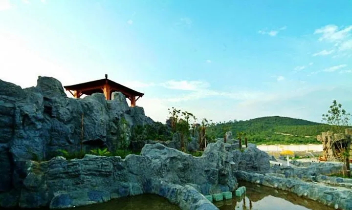 Private Transfer Between Tangshan Hot Spring Resort and Nanjing Lukou Airport